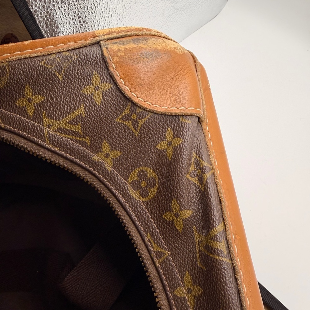 Louis Vuitton Monogram Canvas Travel Garment Bag in Brown and Tan - Picture 9 of 10
